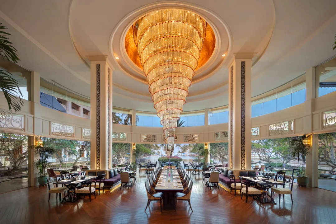 Dusit-Thani-Hua-Hin-The-Restaurant