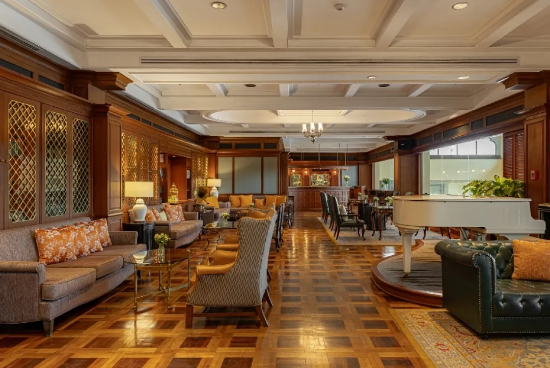 Dusit-Thani-Hua-Hin-Polo-Bar