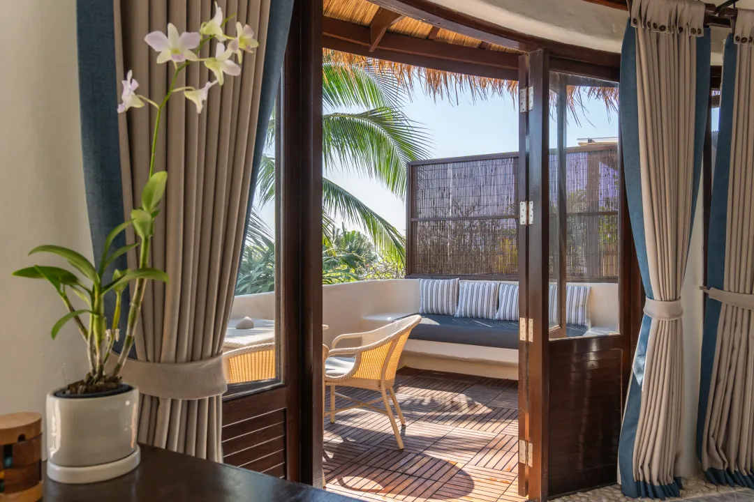 Aleenta Hua Hin - Ocean View Residence - Terrance Detail