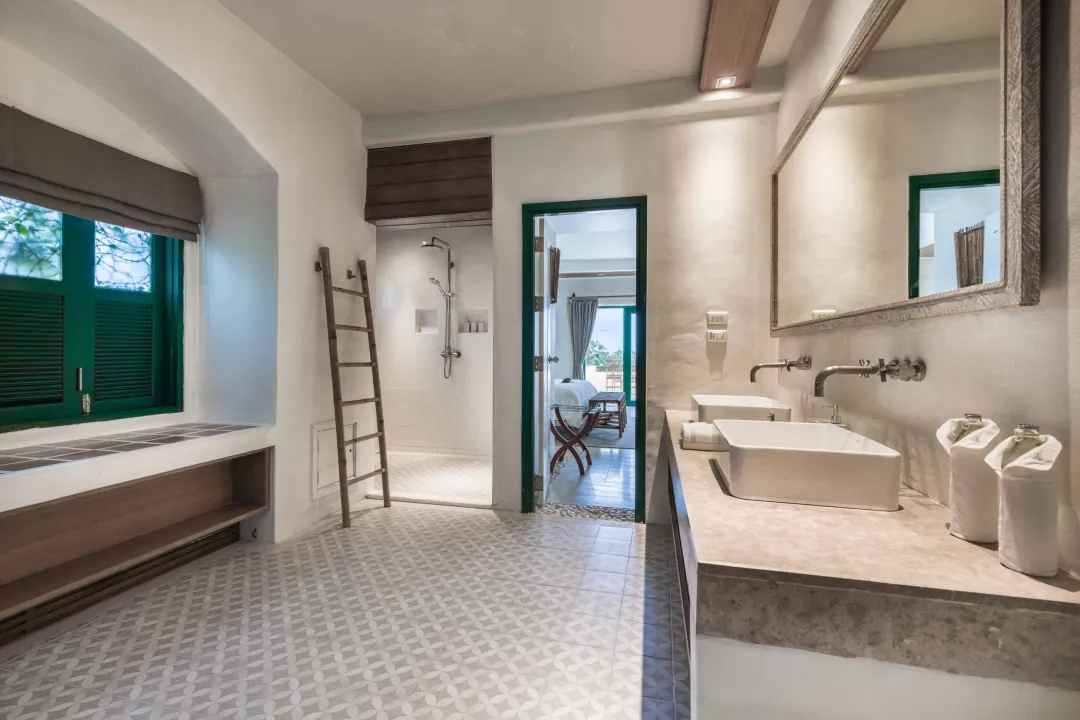 Aleenta Hua Hin - Beachfront Pool Access Suite - Bathroom