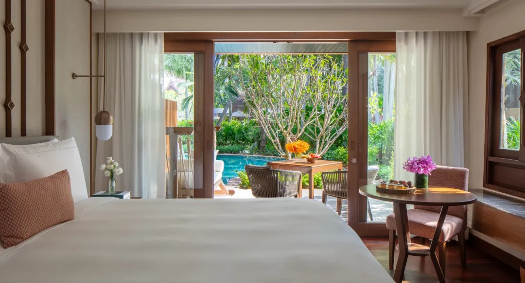 Anantara-Hua-Hin-Deluxe-Pool-Access