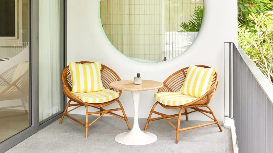 Standard-Hua-Hin-Balcony