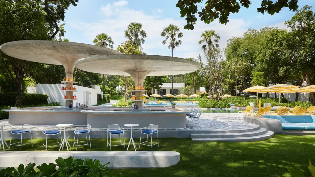 The-Standard-Hua-Hin-Lido-Bar