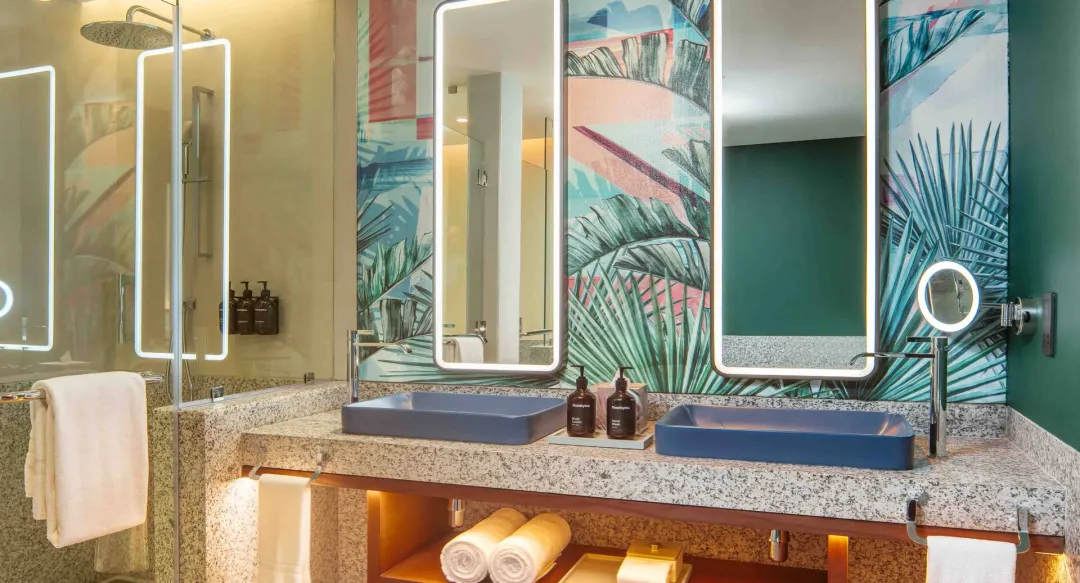 Canopy Hilton Seychelles - One Bedroom Apartment Garden View - Double Sink