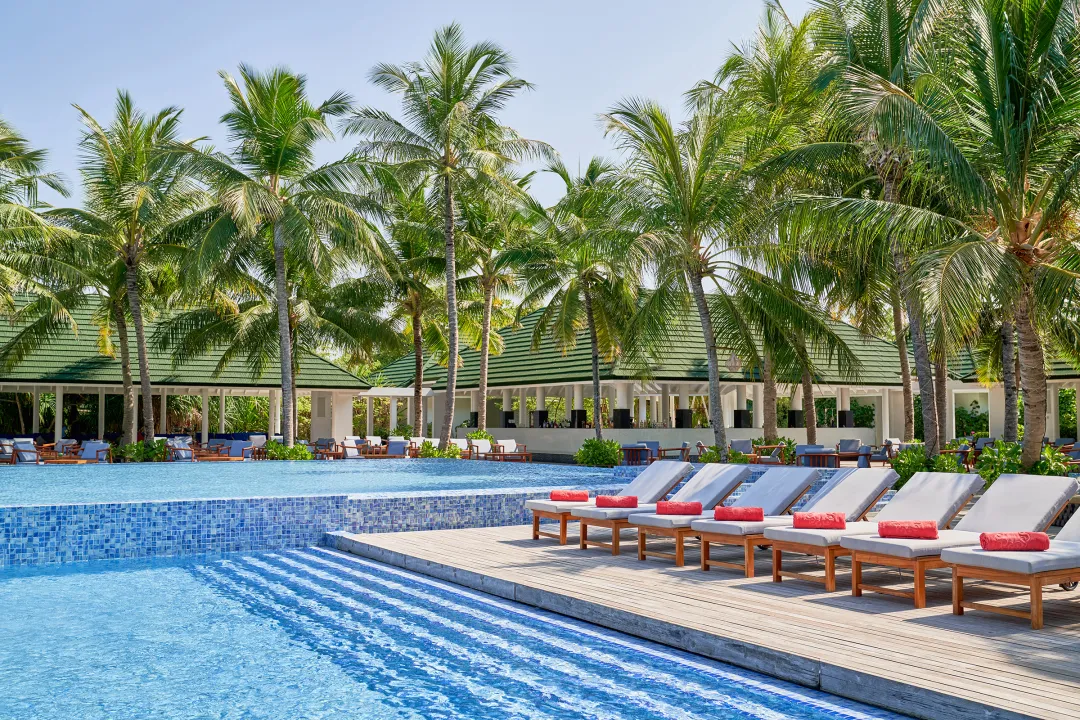 Siyam World Maldives - Outdoor Pool