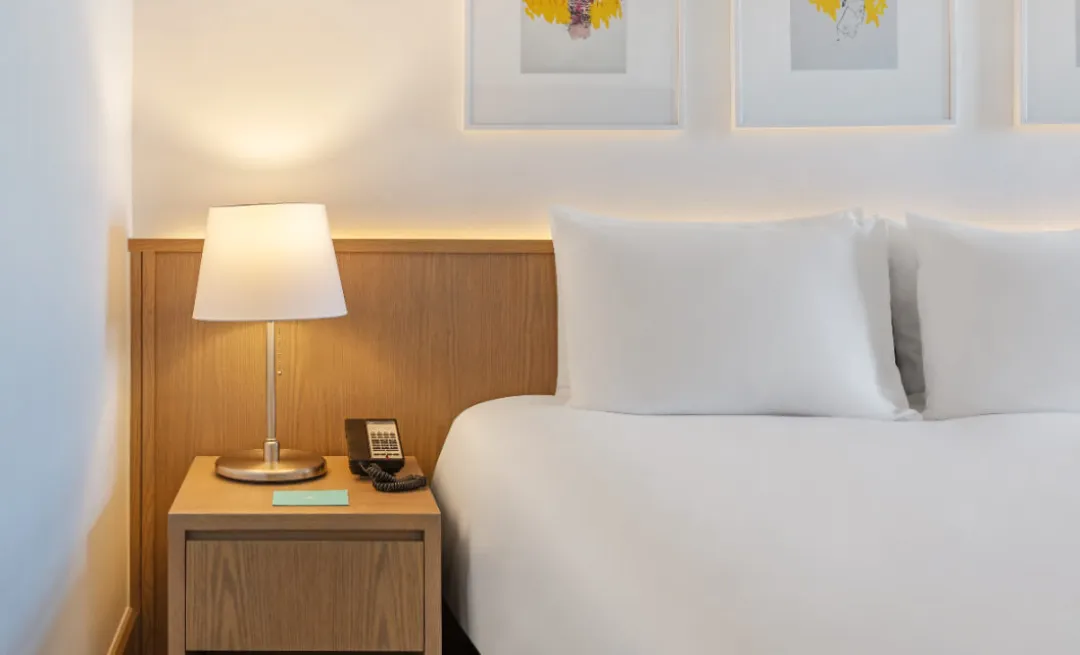 JA-Beach-Resort-Cabana-Room-Bed-Detail