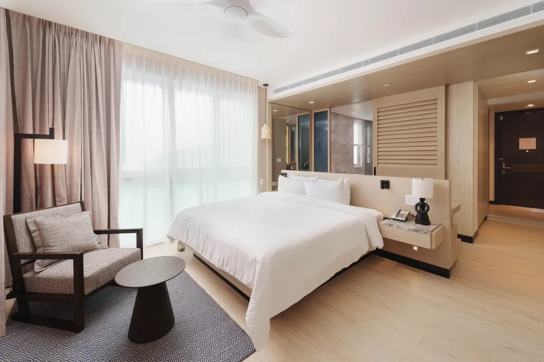 Wyndham Grand Barbados - Deluxe Resort View - King Bed