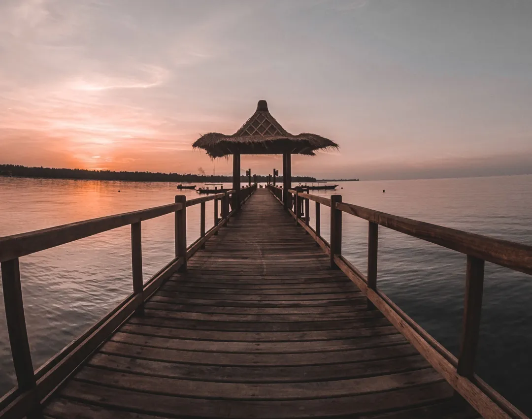 The-Oberoi-Beach-Resort-Lombok-Jetty