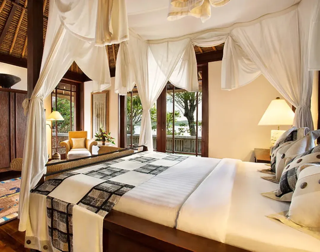 The-Oberoi-Lombok-Luxury-Pavilion-Garden-View-King-Bed - New