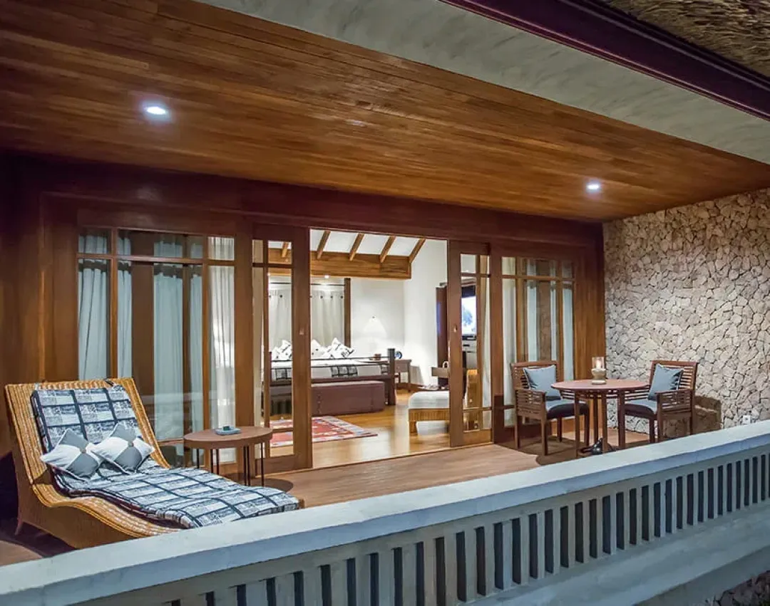 The-Oberoi-Lombok-Luxury-Pavilion-Ocean-View-Balcony