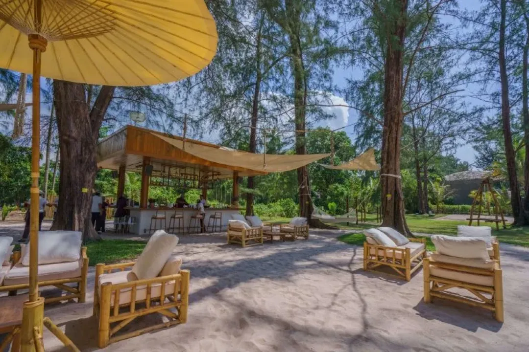 Sala-Phuket-Beach-Bar