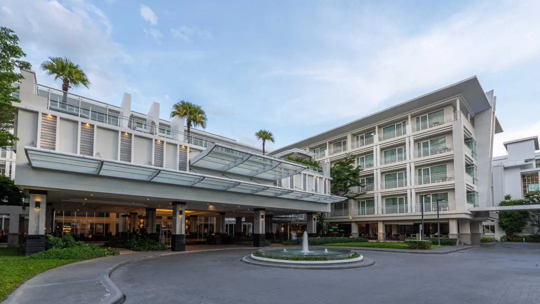 Kantary-Hills-Chiang-Mai-Main-Entrance