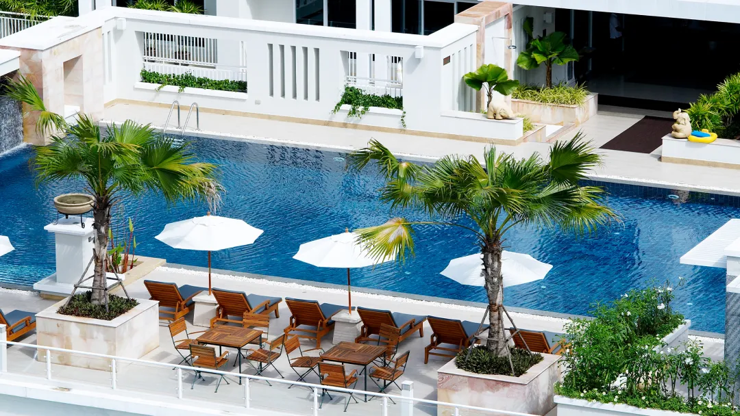 Kantary-Hills-Chiang-Mai-Pool-Beds