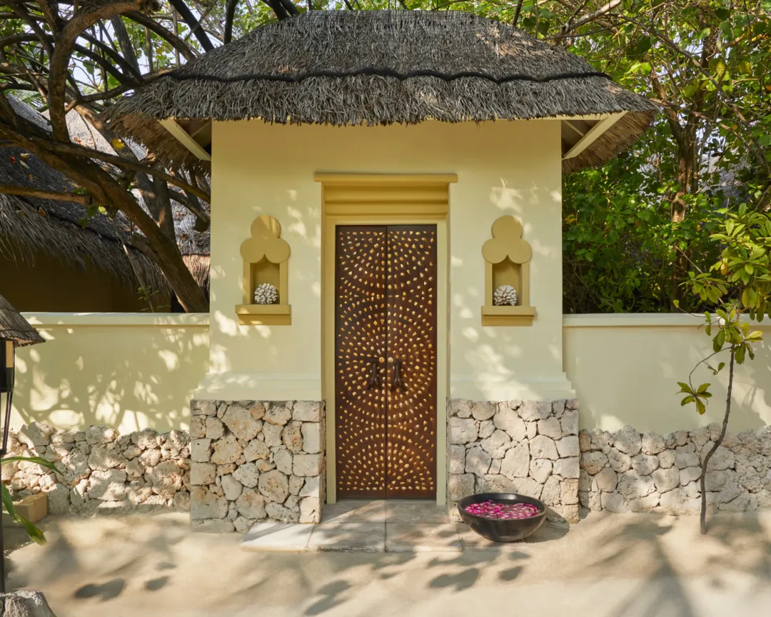 Taj-Exotica-Resort-and-Spa-Maldives-Sunset-Beach-Villa-with-Pool-Entrance