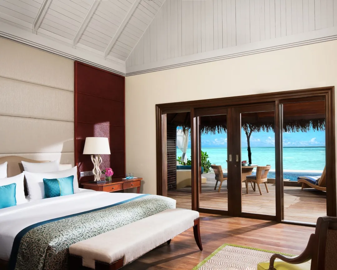 Taj-Exotica-Resort-and-Spa-One-Bedroom-Sunset-Beachfront-Suite-with-Pool-King-Bed