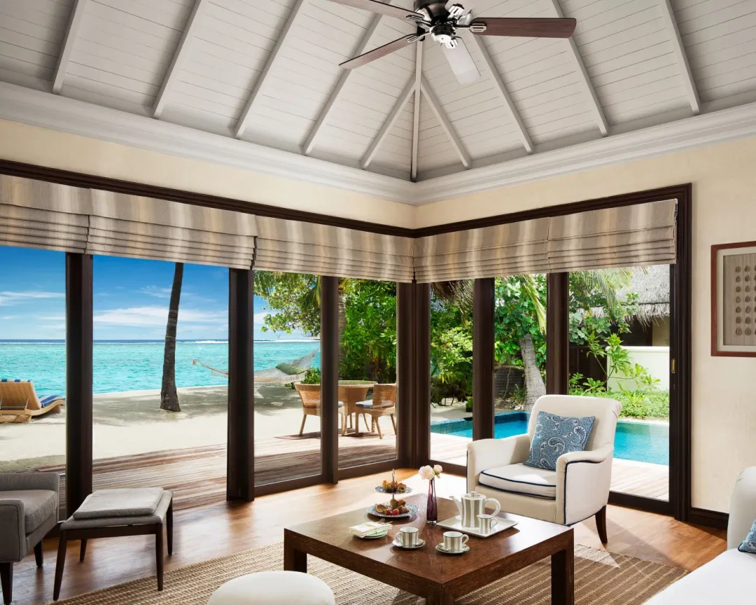 Taj-Exotica-Resort-and-Spa-One-Bedroom-Sunset-Beachfront-Suite-with-Pool-Living-Area