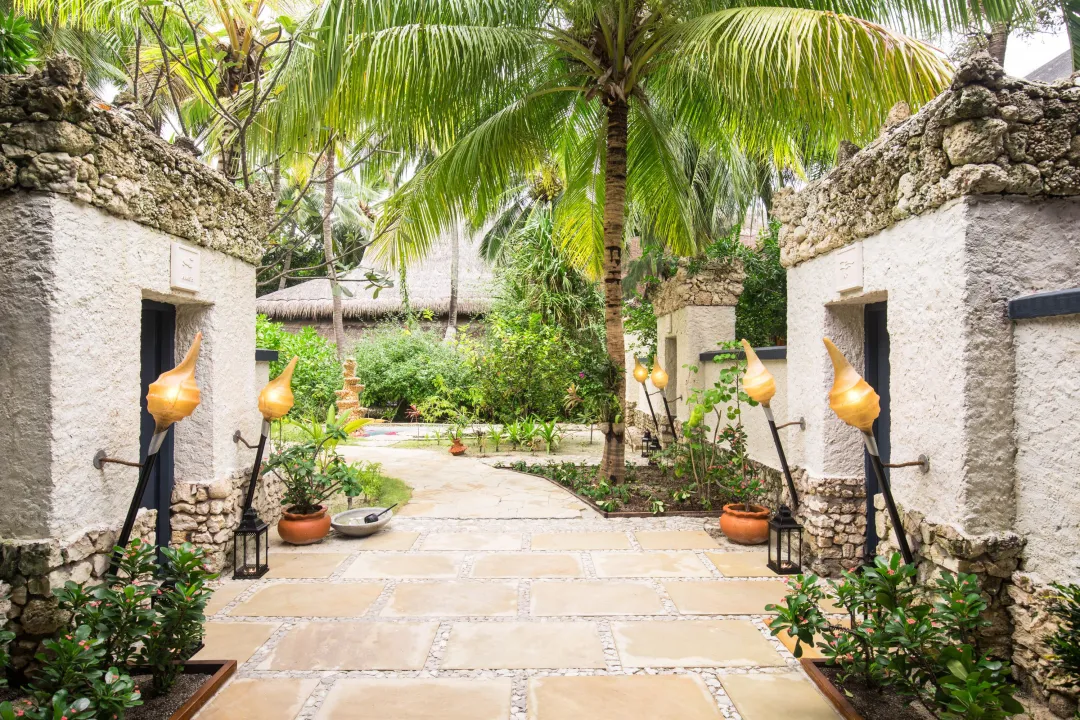 Taj Coral Reef Resort and Spa Maldives - Courtyard