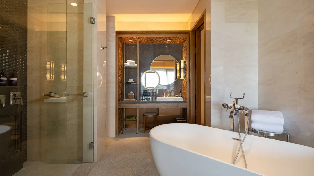 Ayana-Segara-Resort-View-Room-Bathroom