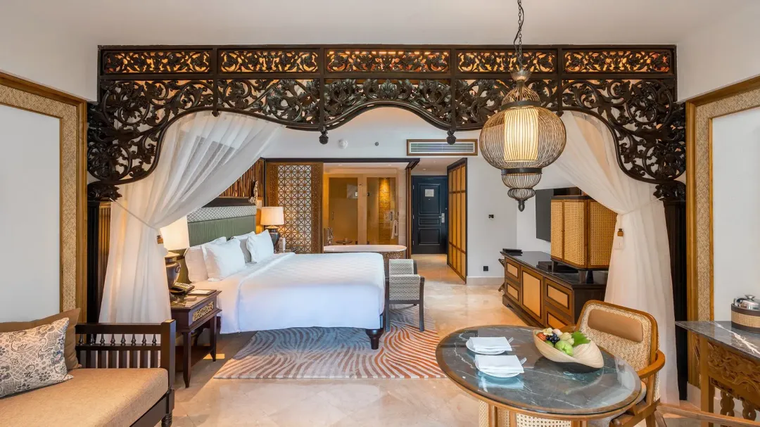 Ayana-Resort-Bali-Jimbaran-Bay-Room-Detail