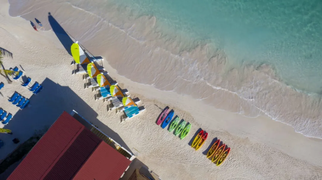 Pineapple-Beach-Club-Paddle-Boats