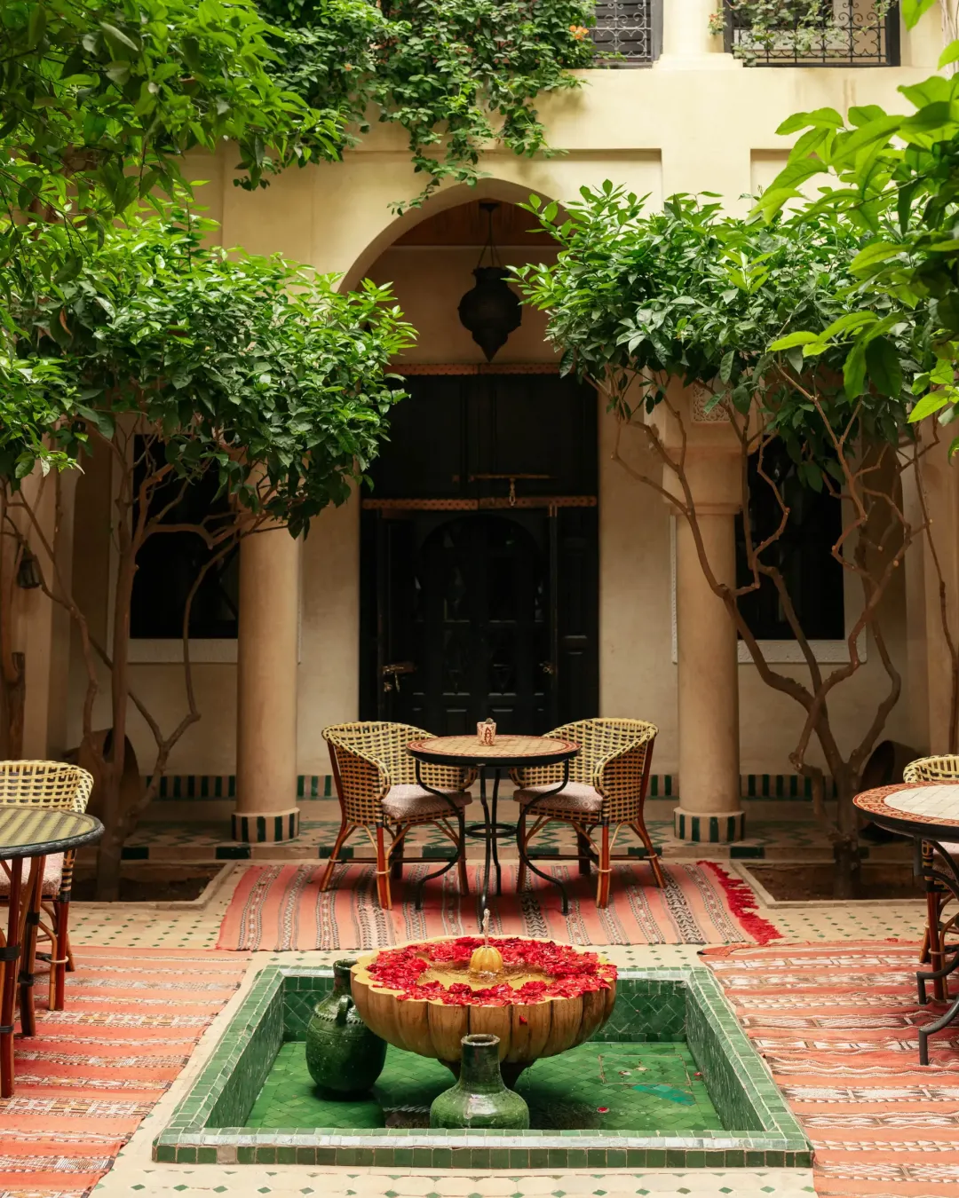 Angsana-Riad-Collection-Courtyard-Dining