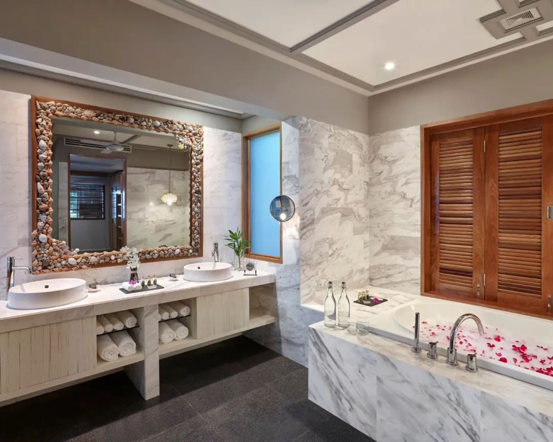Taj-Coral-Reef-Nirvana-Suite-Bathroom