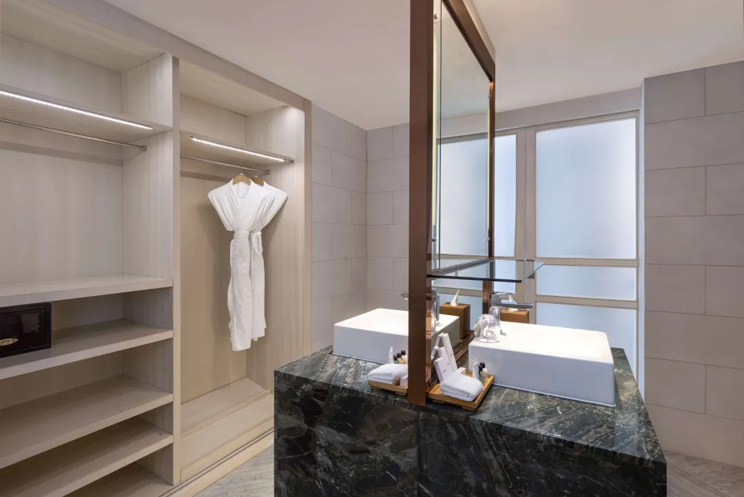 Radisson Blu Resort Galle - Junior Suite - Bathroom