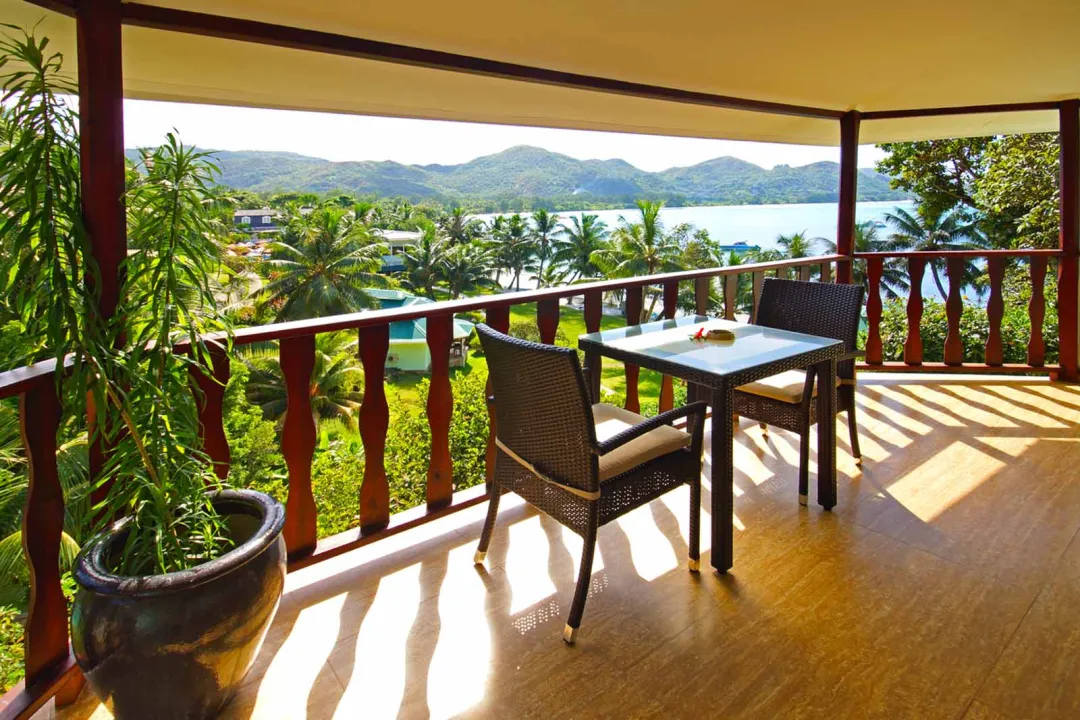 Hotel L'Archipel - Deluxe Room - Balcony Chairs