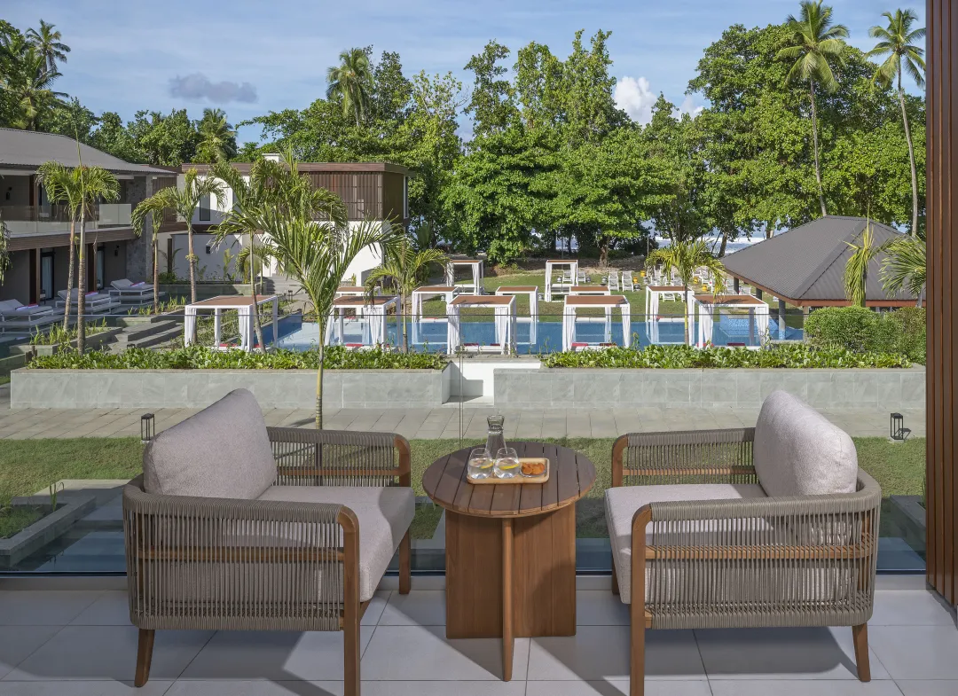 Avani_Plus_Barbarons_Seychelles_Guest_Room_Premium_Beach_View_Balcony_Room_Balcony