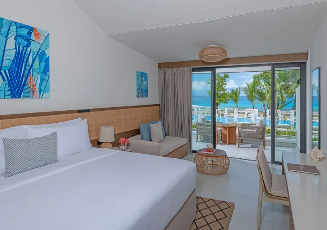 Avani-Barbarons-Seychelles-Superior-Ocean-View-Balcony-Room-King-Bed