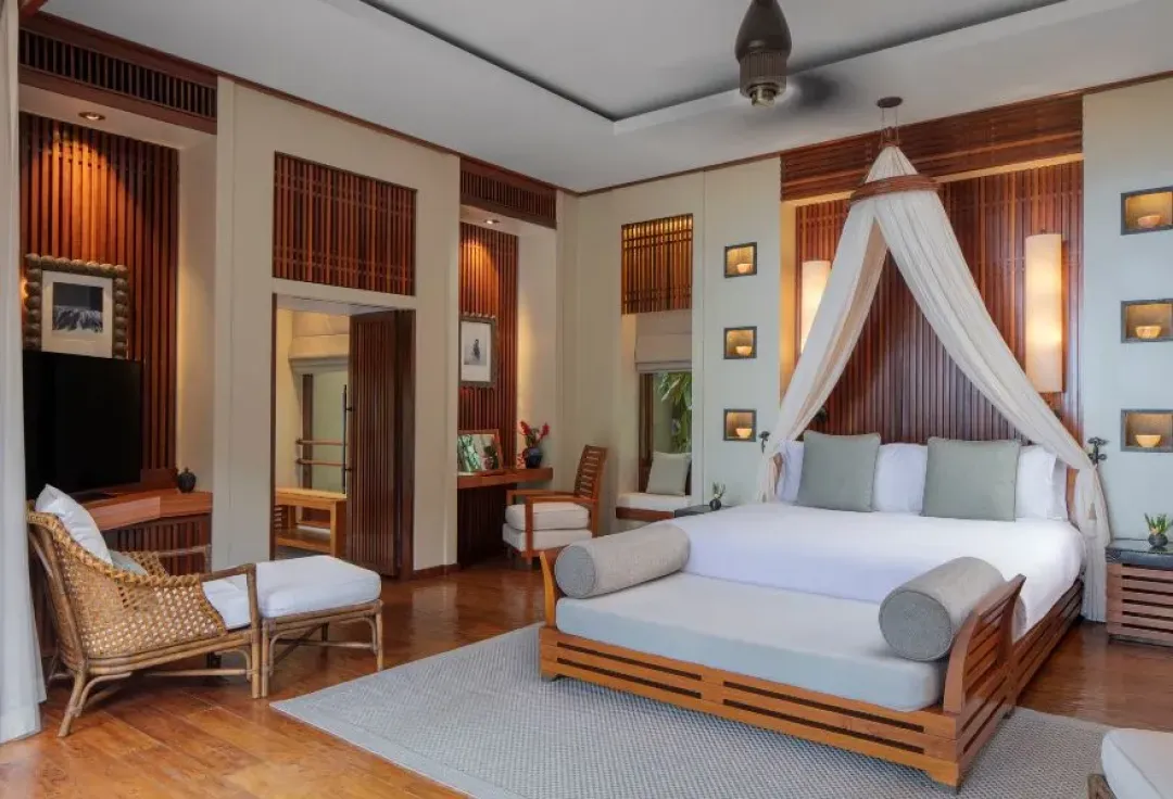 Anantara-Maia-Villas-Premier-Beach-Pool-Villa-King-Bed