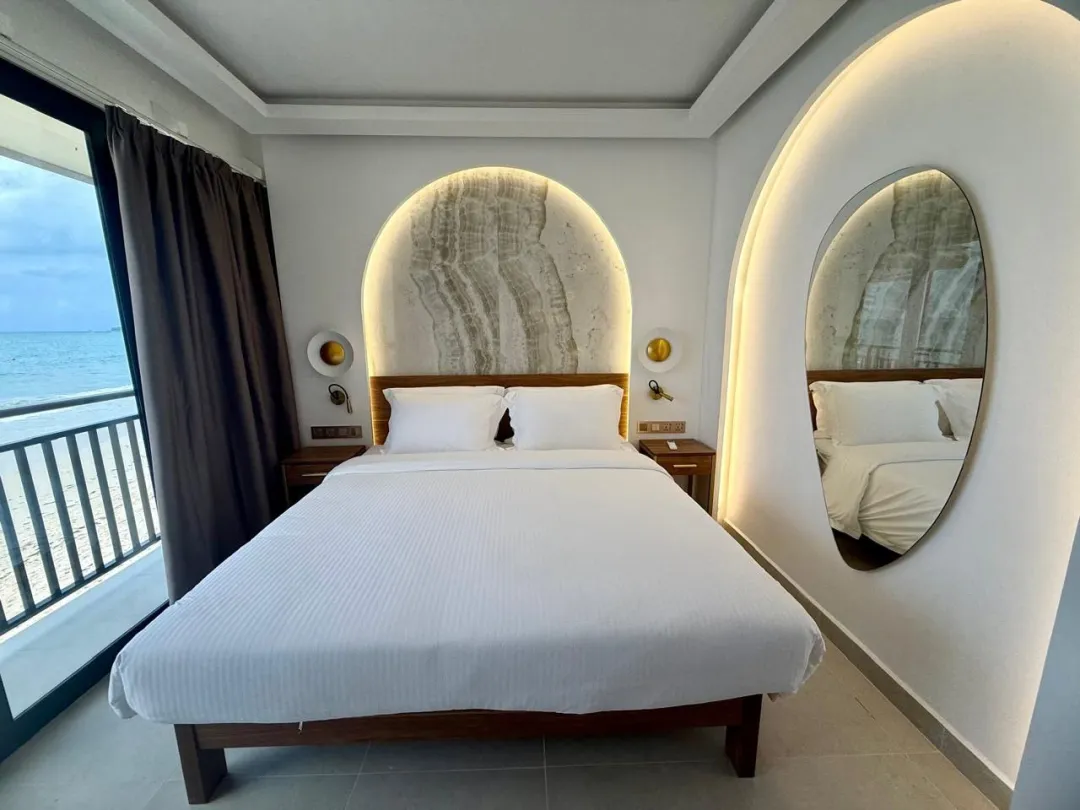 Coral-Strand-Hotel-Honeymoon-Room-View