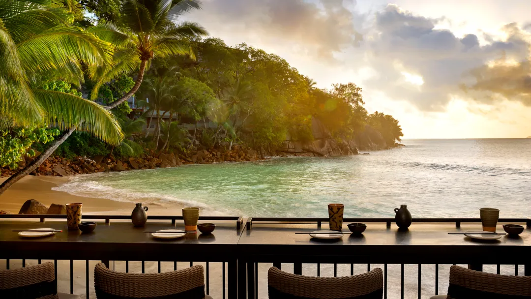 Mango House Seychelles  -Azido Restaurant