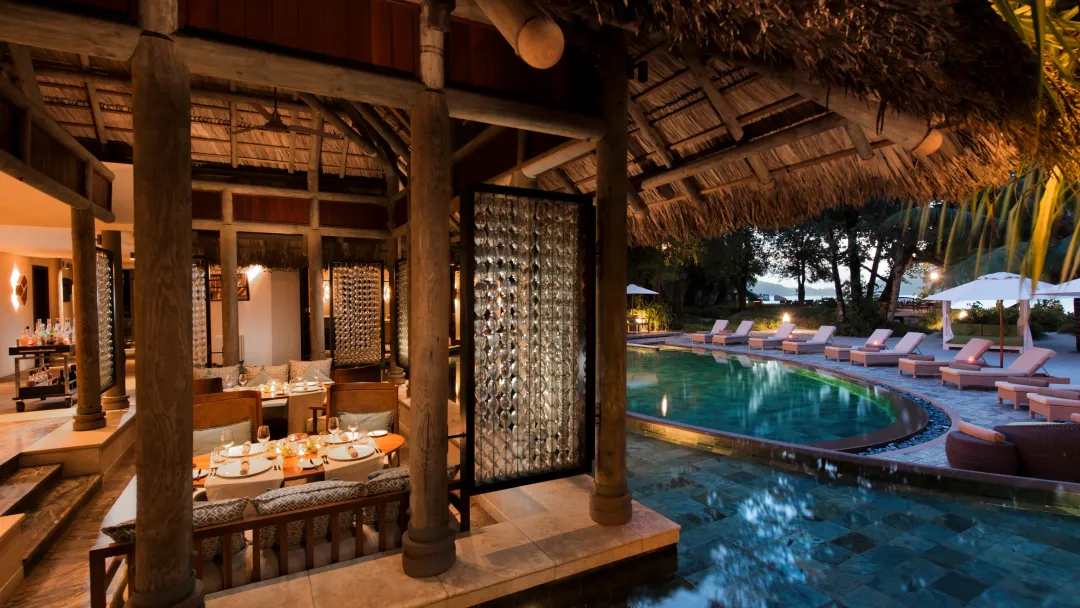 Constance-Ephelia-Resort-Cyann