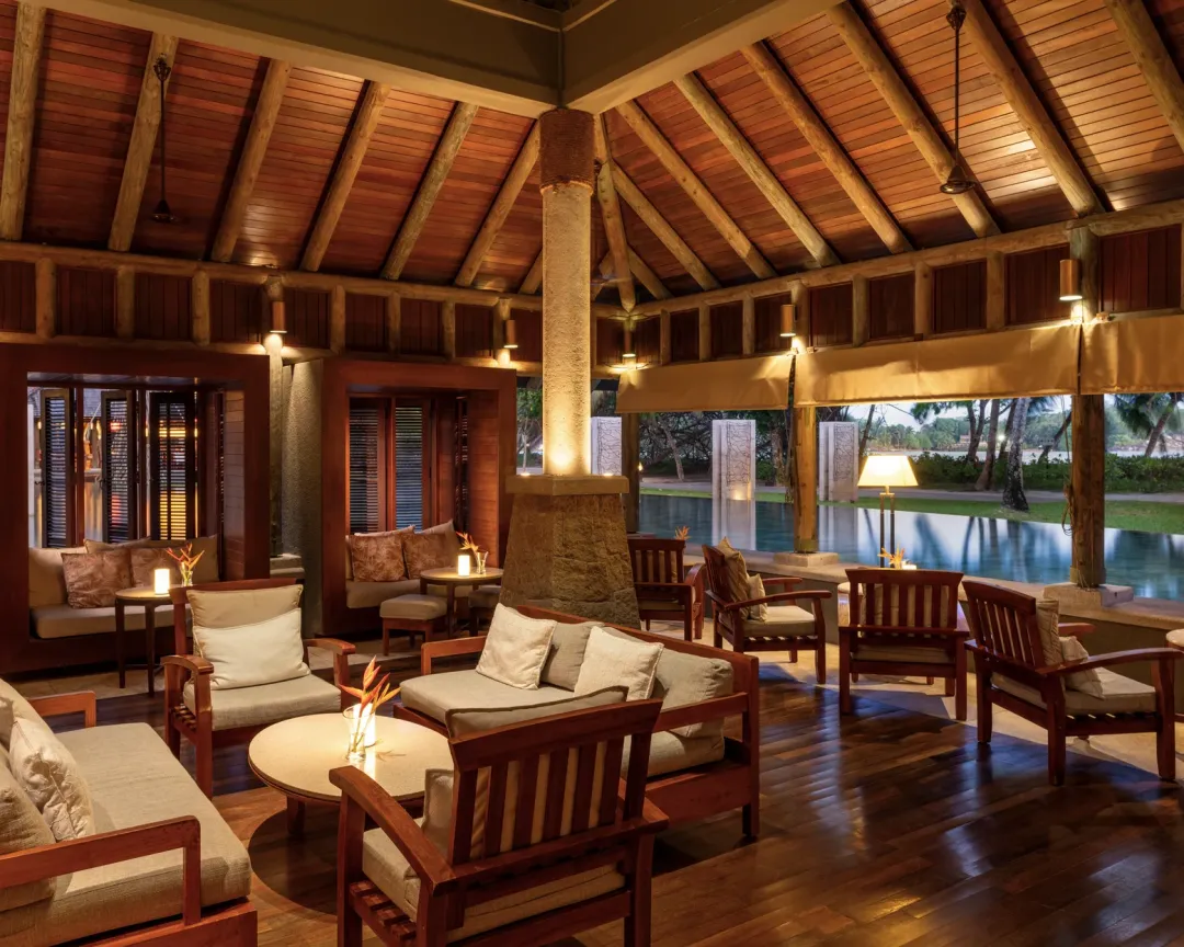 Constance-Ephelia-Resort-Zee