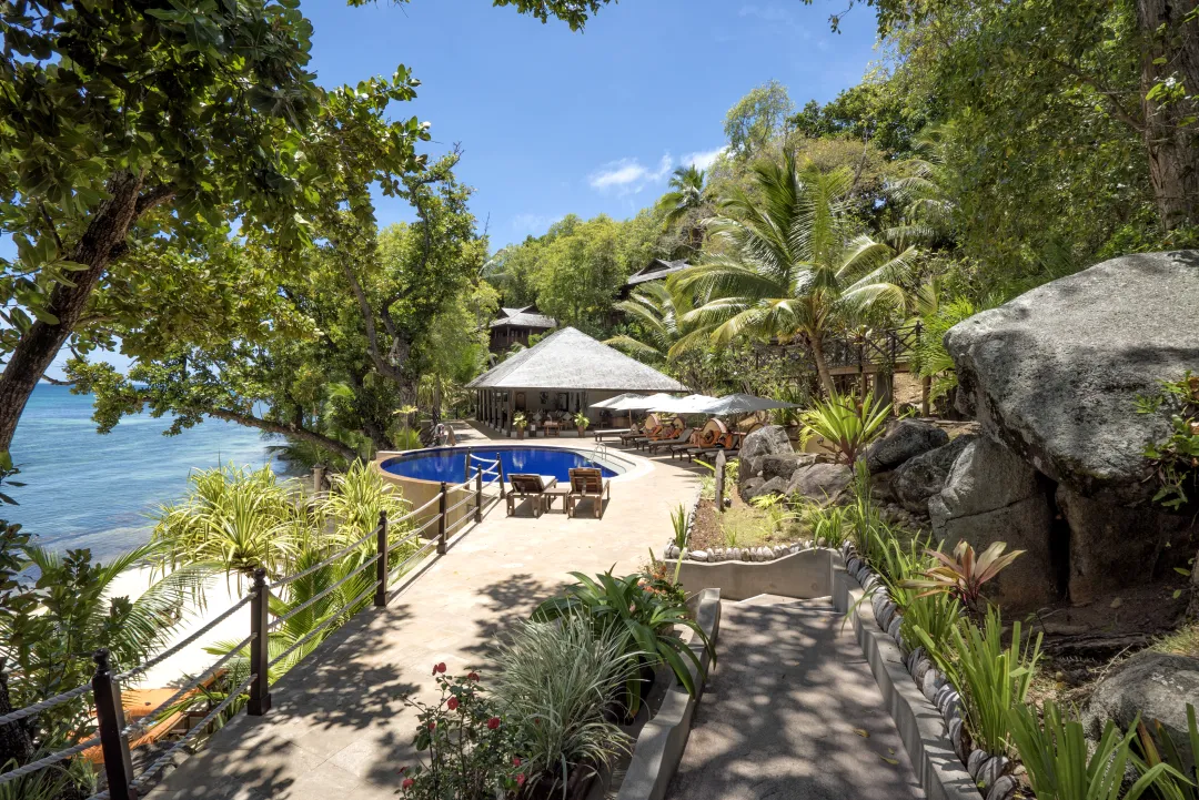MasonsTravel_CerfIslandResort_InfinityPool