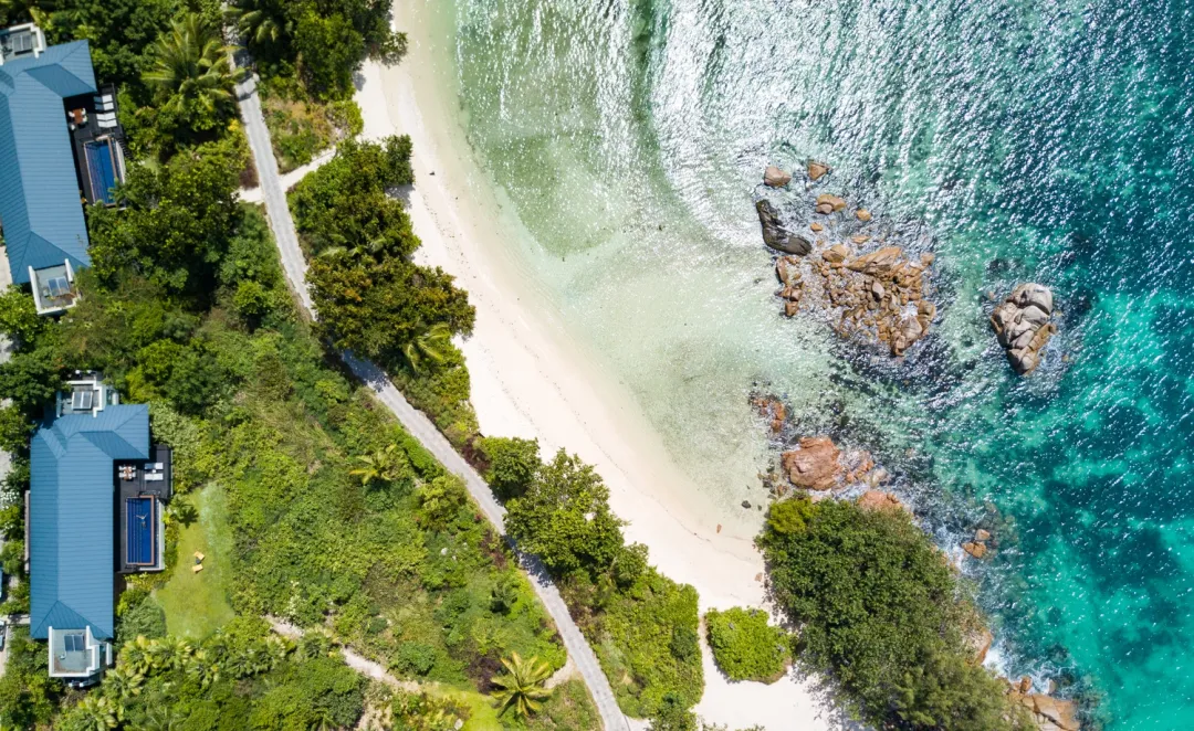MasonsTravel_Raffles_Two-Bedroom-Beachfron-Aerial