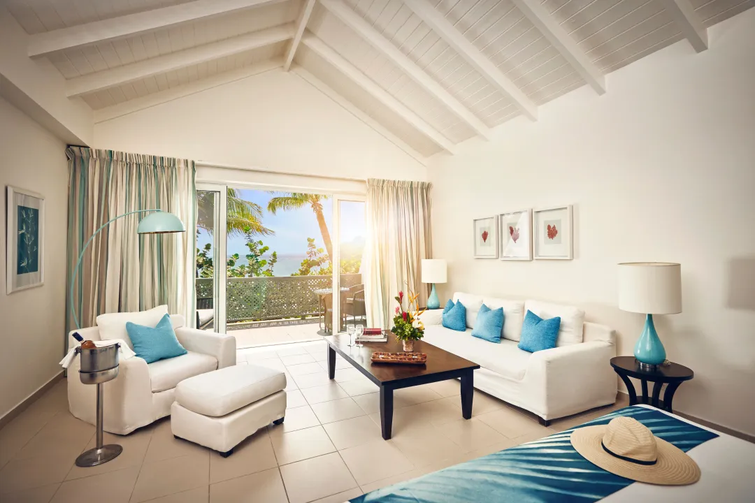Beach Balcony Suite - Seating Aeria
