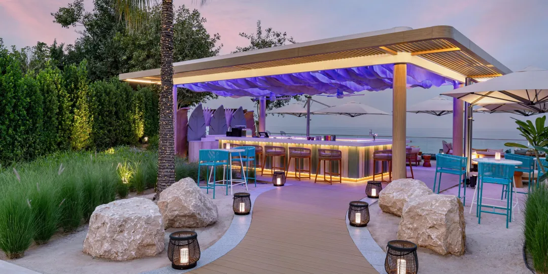 InterContinental-Fujairah-Beach-Bar