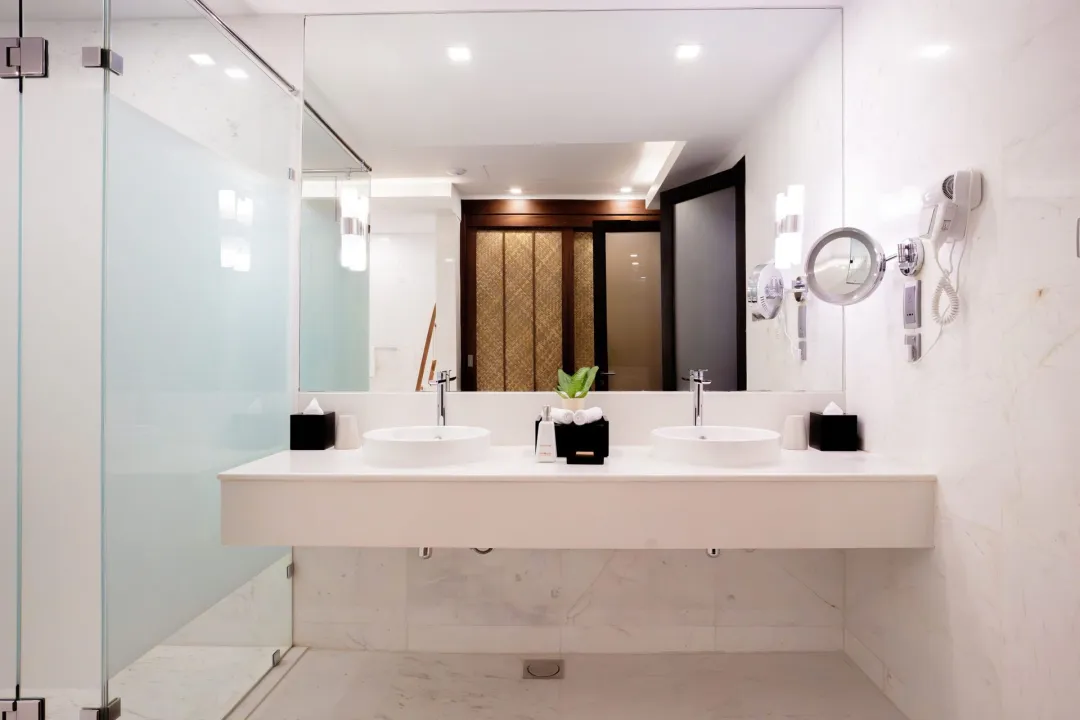 Fortress Residence Suite - Bathroom