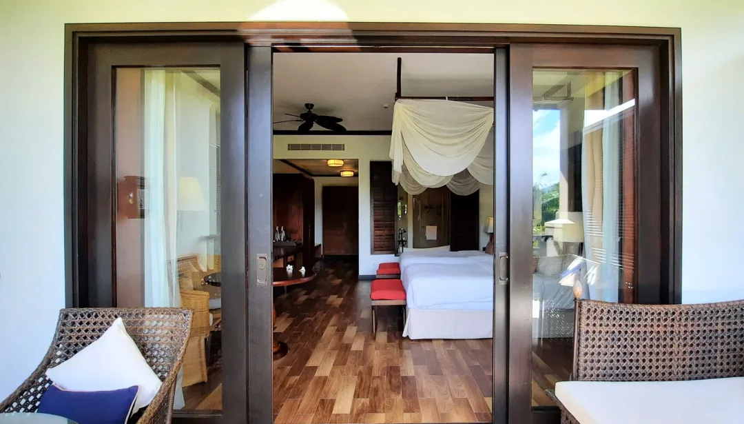 Story-Seychelles-Junior-Suite-with-Balcony-Twin-Beds