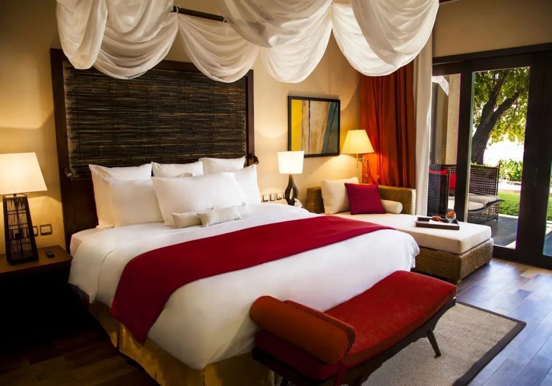 Story-Seychelles-Junior-Suite-with-Garden-Terrace-King-Bed