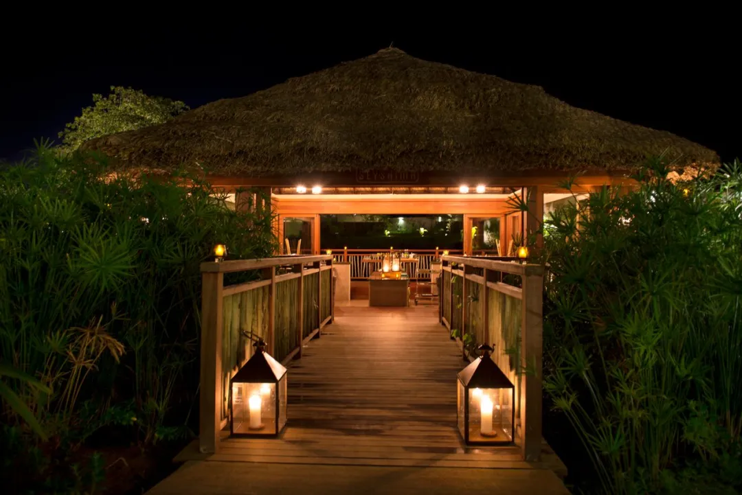 Story Seychelles - Seyshima Entrance