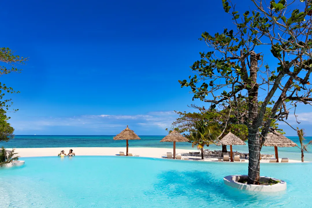Bawe Island  - Pool with Sea View