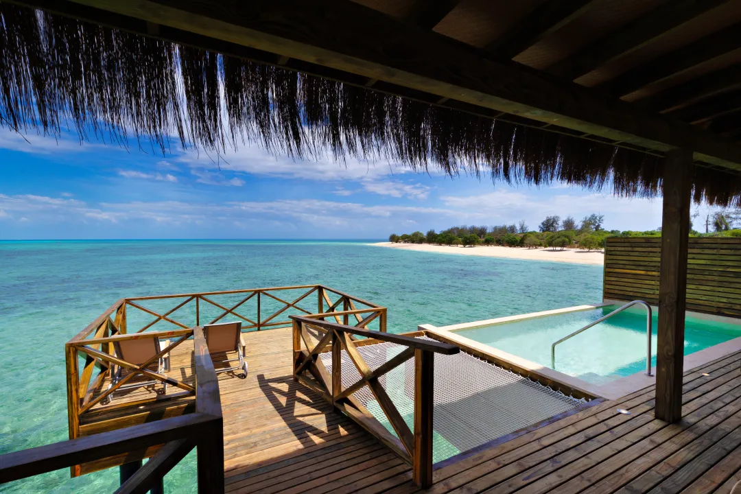 Lagoon Suite - Pool Terrace with Sea View
