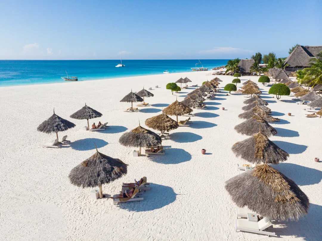 Gold Zanzibar Beach House and Spa - Beach Lounge