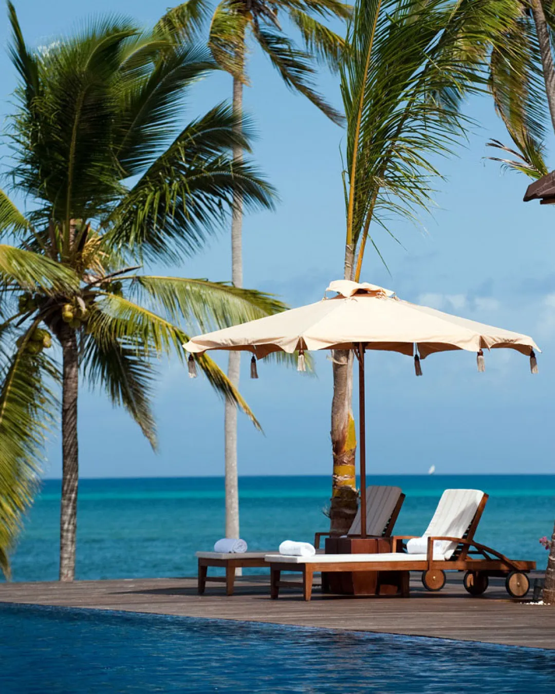 The Residence Zanzibar - Pool Lounge