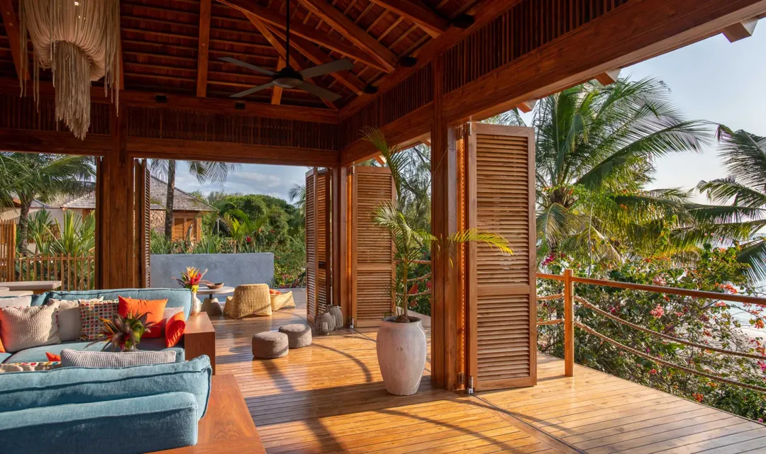 Two Bedroom Oceanfront Villa - Living Room