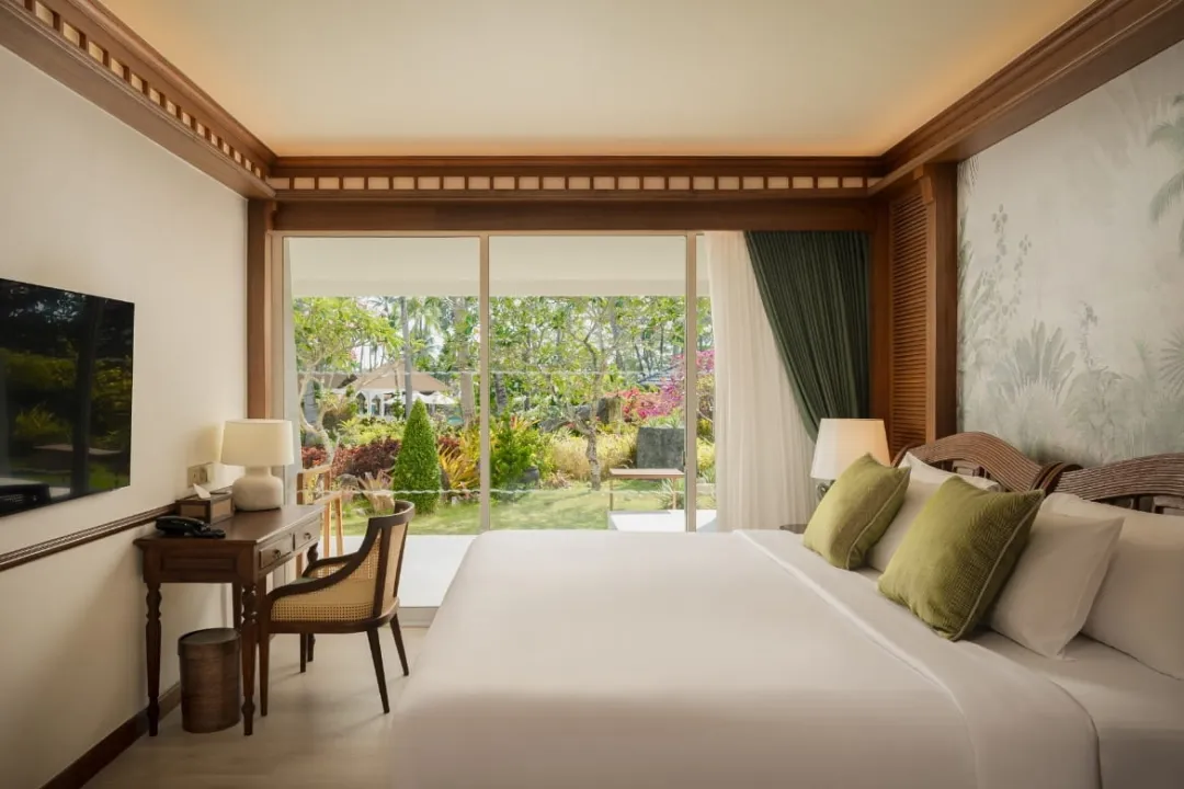 Thavorn Palm Beach -Executive Room - King Bed