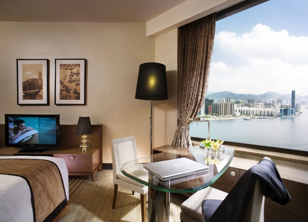 4.Superior Harbour View Room